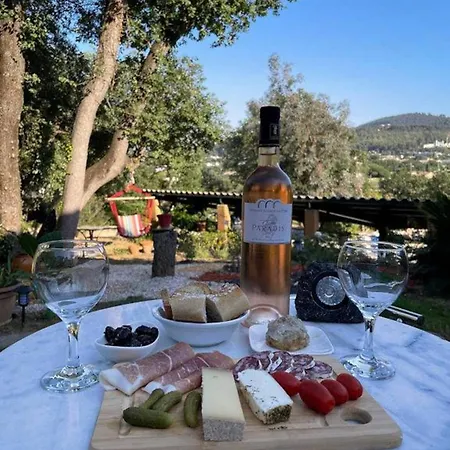 Bed and breakfast D'hotes - Du Rocher 3*