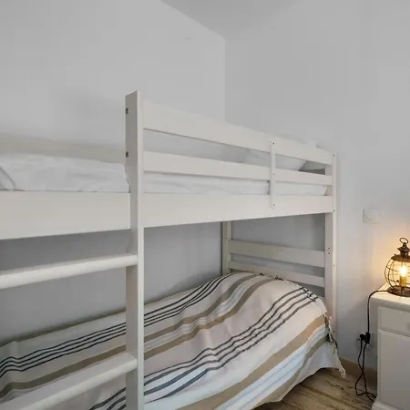 D'hotes - Du Rocher 3*