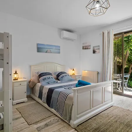Bed and breakfast D'hotes - Du Rocher