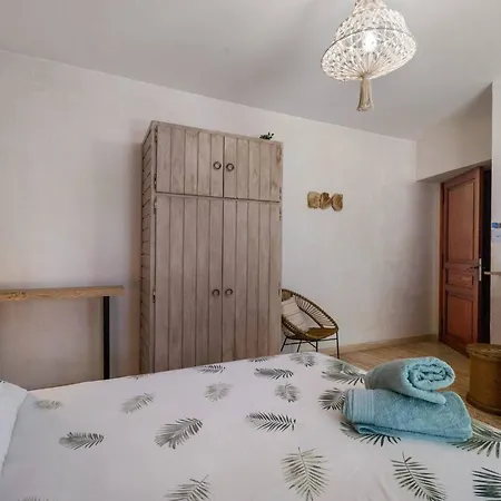 D'hotes - Du Rocher 3*
