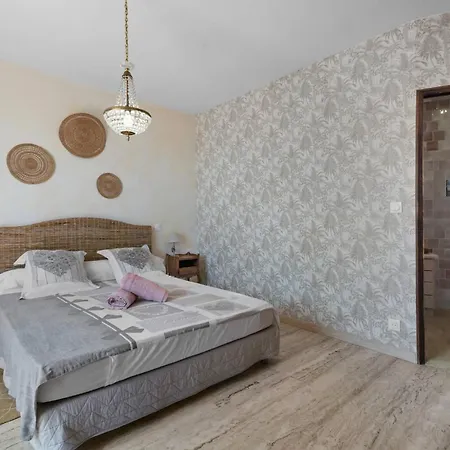 Bed and breakfast D'hotes - Du Rocher 3*